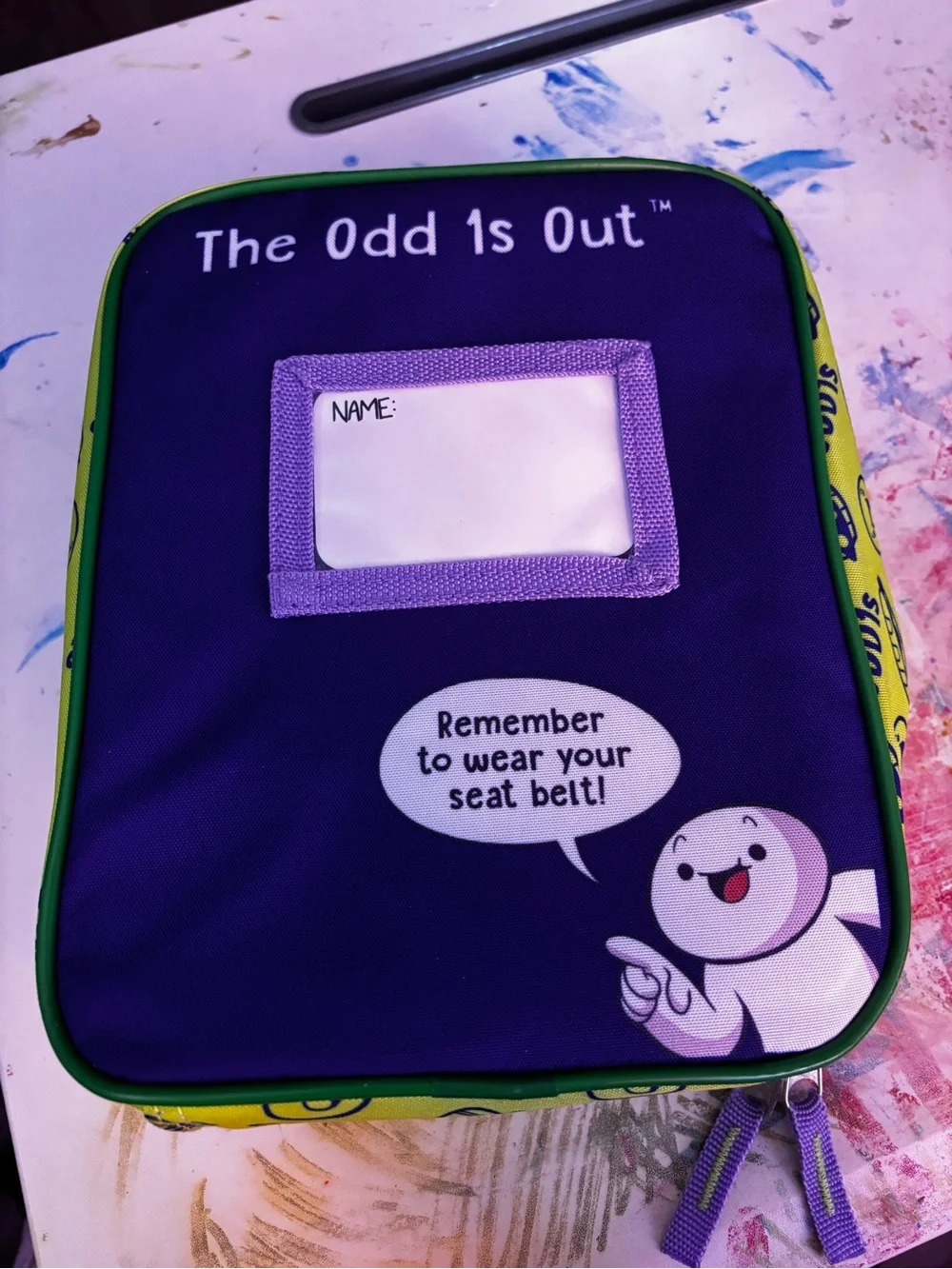 Odd1sout lunchbox with reversible front image
